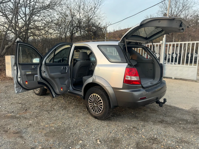 Kia Sorento 2.5CRDi EX 208000km.100%, снимка 8 - Автомобили и джипове - 48044249