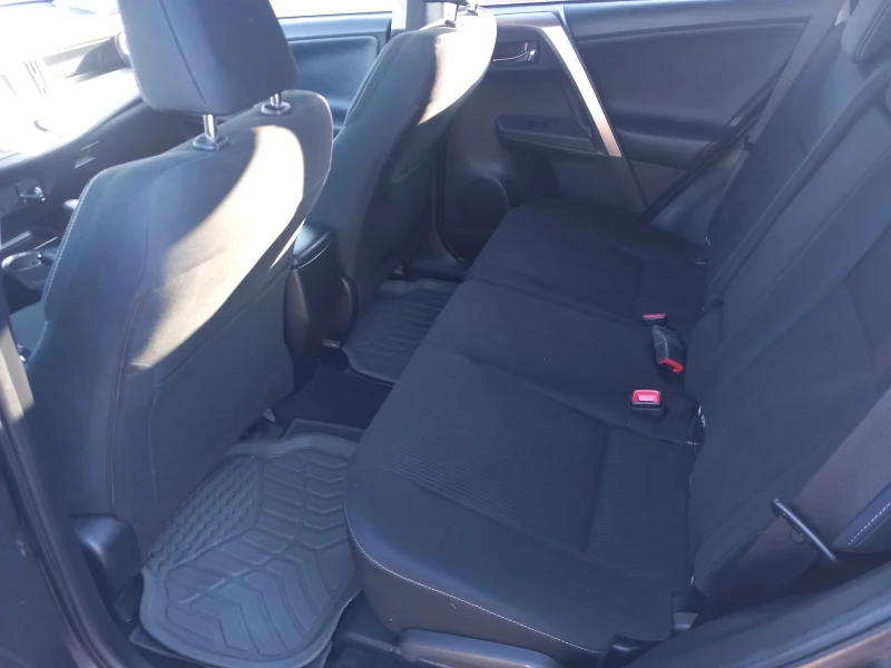 Toyota Rav4 22 150кс, снимка 8 - Автомобили и джипове - 53101282