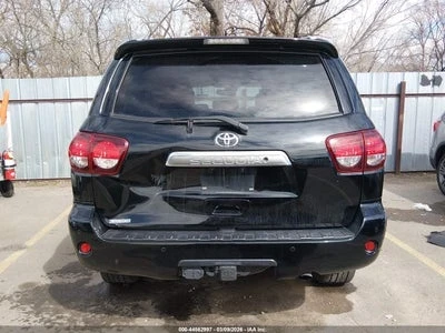 Toyota Sequoia Platinum * 4Х4 * Run&Drive * Сервизна история * , снимка 5 - Автомобили и джипове - 53817940