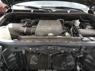 Toyota Sequoia Platinum * 4Х4 * Run&Drive * Сервизна история * , снимка 11 - Автомобили и джипове - 53817940