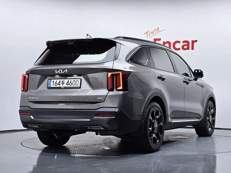 Kia Sorento Diesel 2.2 4WD| 199к.с.| ВКЛ.ТЕХНОТЕСТ, снимка 2 - Автомобили и джипове - 55384513