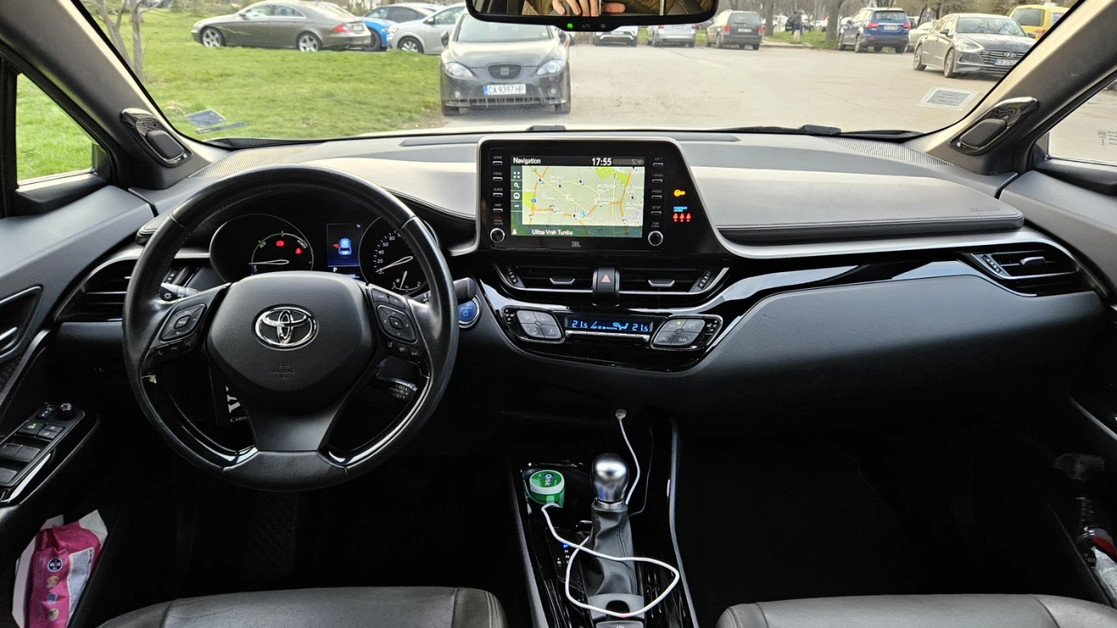 Toyota C-HR 2.0Hybrid/Facelift/Екстрово изпълнение, снимка 7 - Автомобили и джипове - 53583477