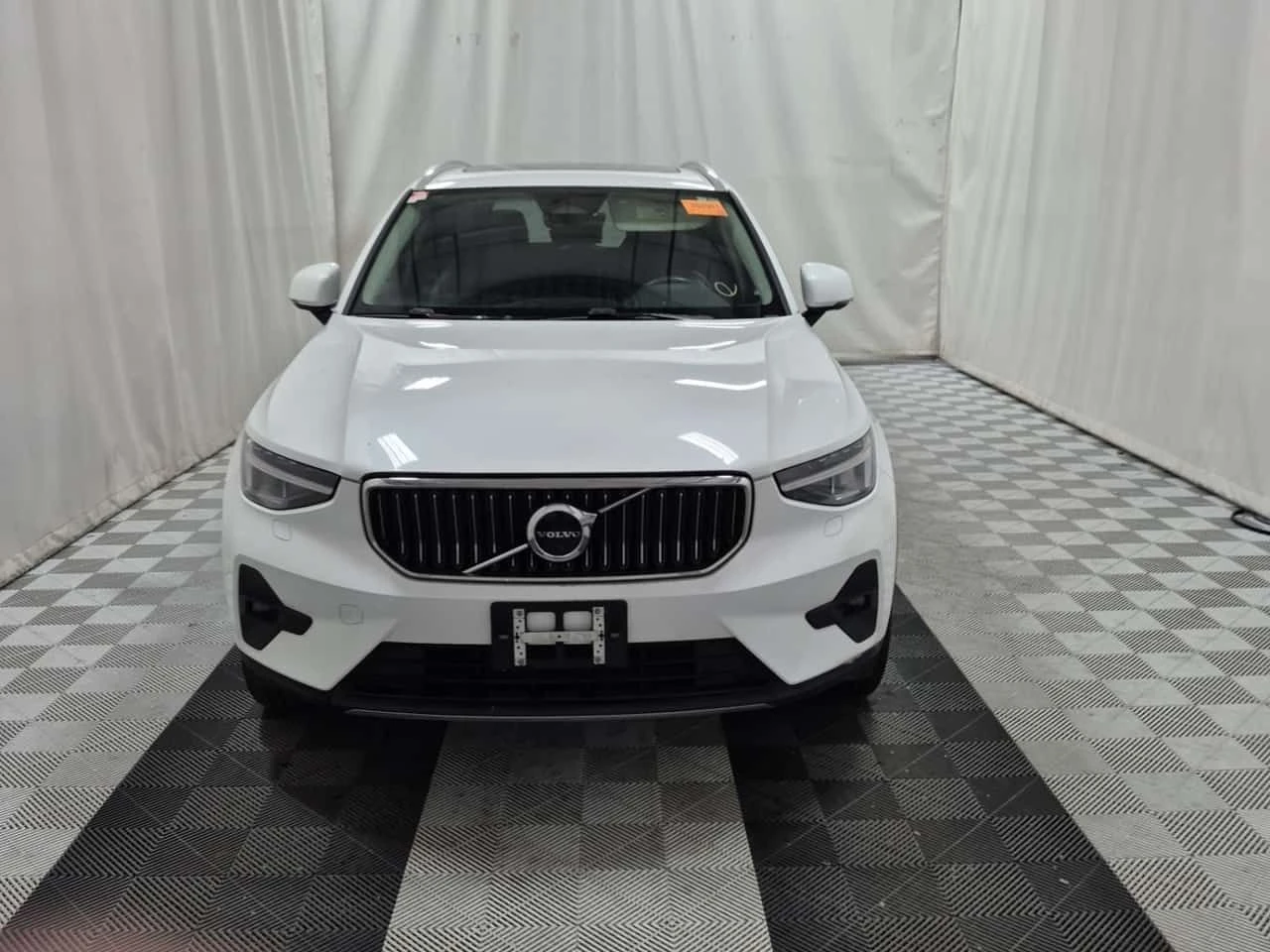 Volvo XC40 ULTIMATE BRIGHT THEME  CARFAX - изображение 6