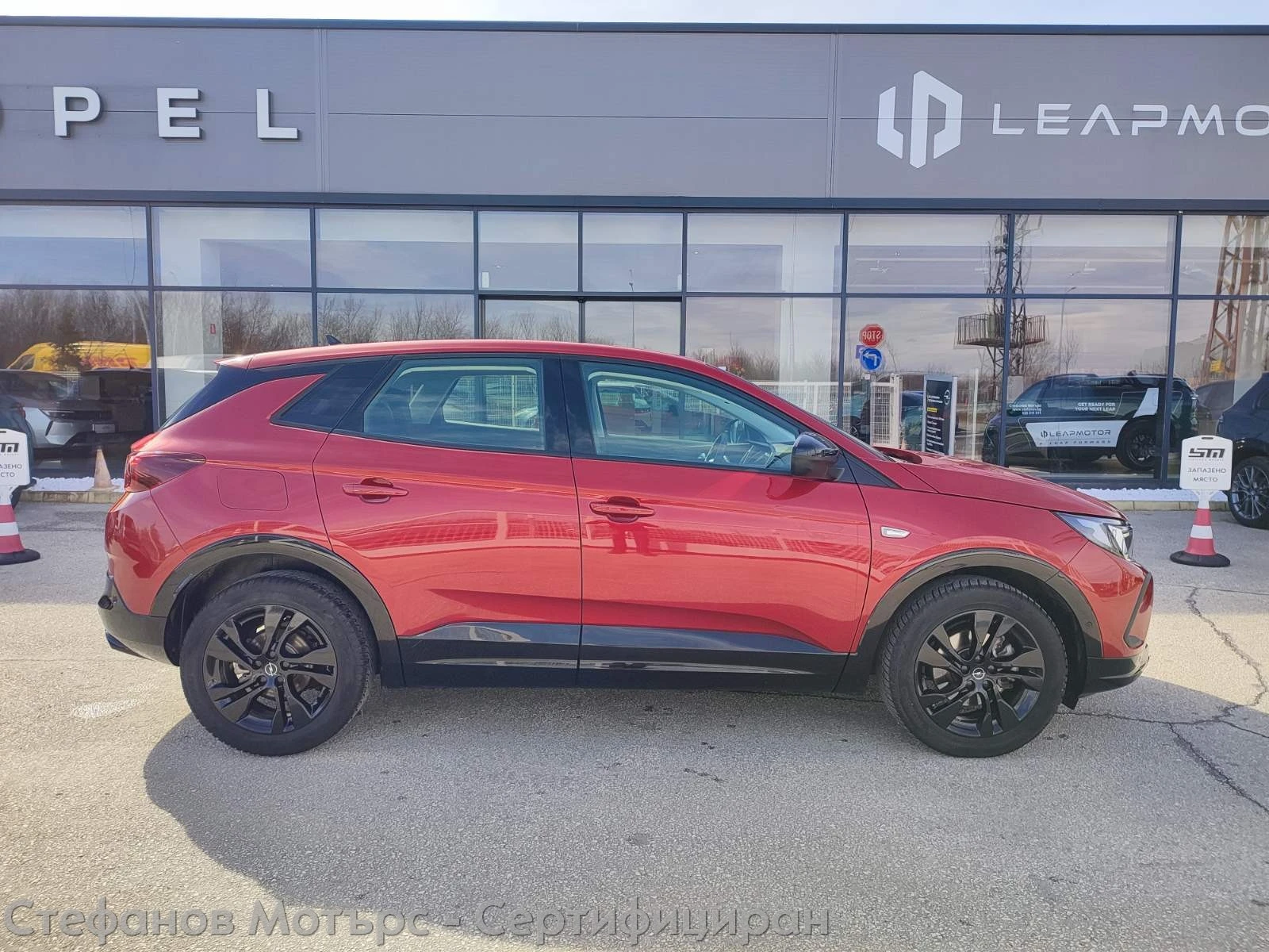 Opel Grandland X Business 1.2 Turbo (130hp) MT6, снимка 5 - Автомобили и джипове - 53708519
