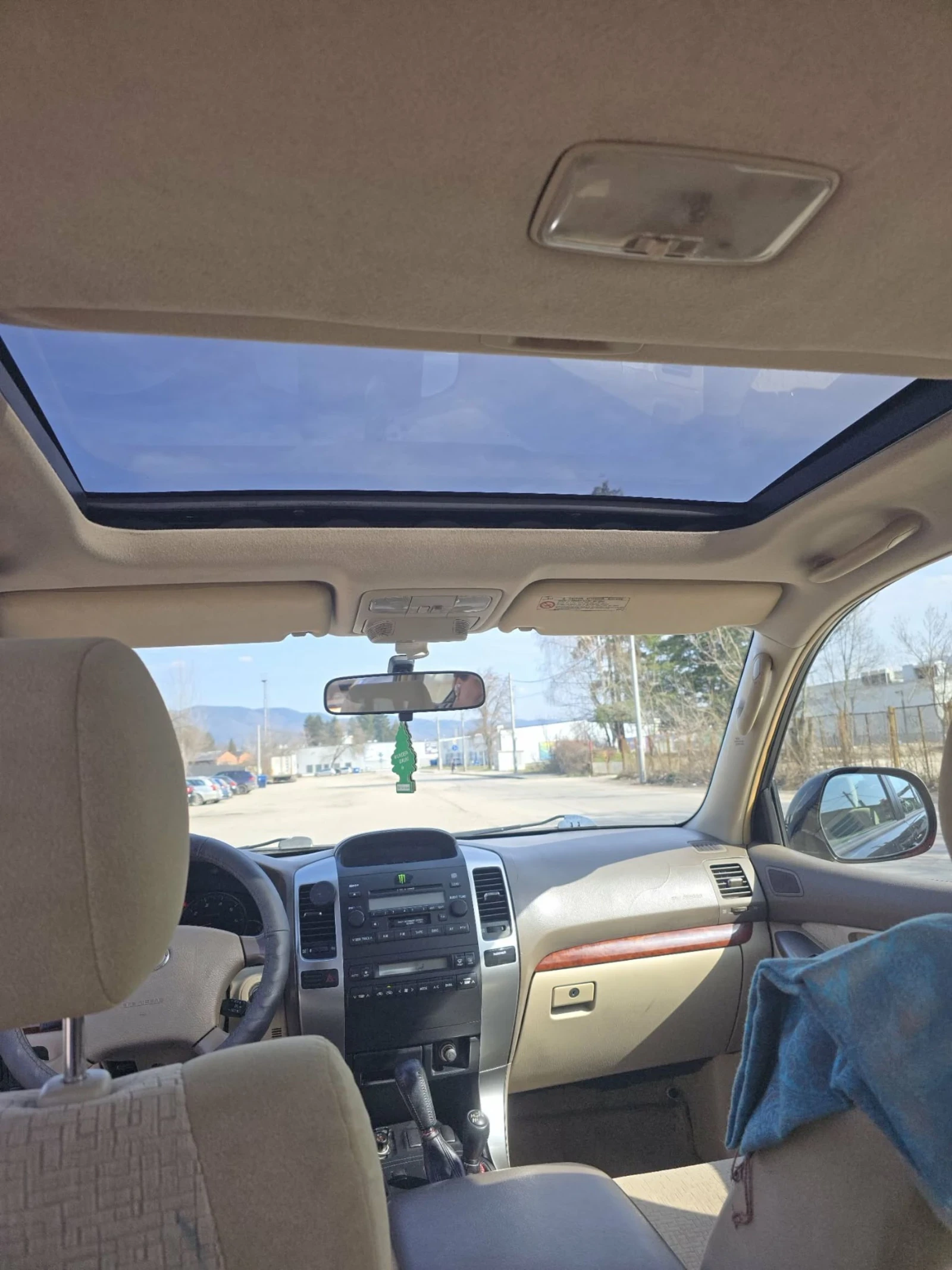 Toyota Land cruiser 7 места, 4.0-V6-бензин-4?4-250k.c.-Автоматик, снимка 8 - Автомобили и джипове - 54102105