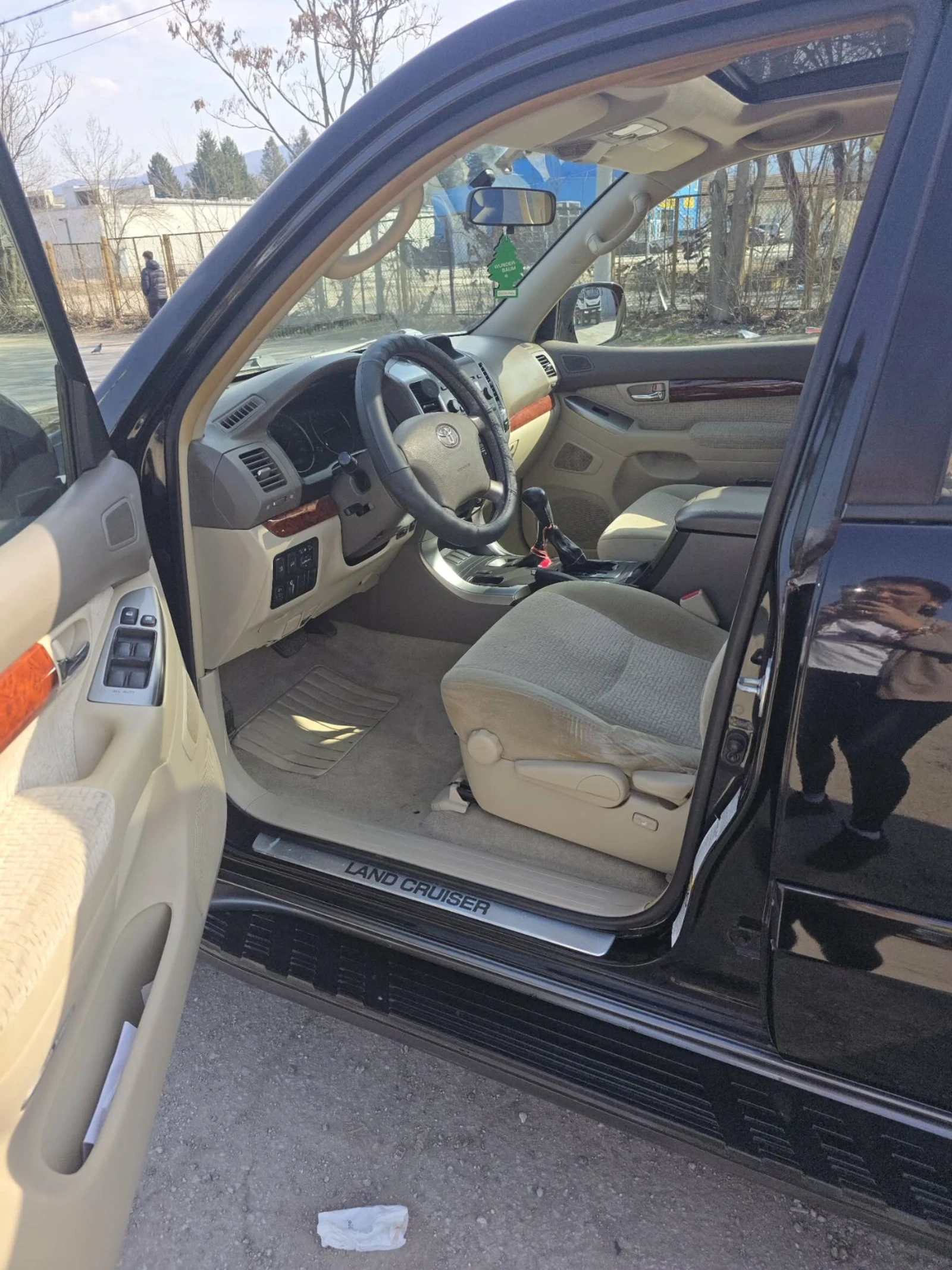 Toyota Land cruiser 7 места, 4.0-V6-бензин-4?4-250k.c.-Автоматик, снимка 10 - Автомобили и джипове - 54102105