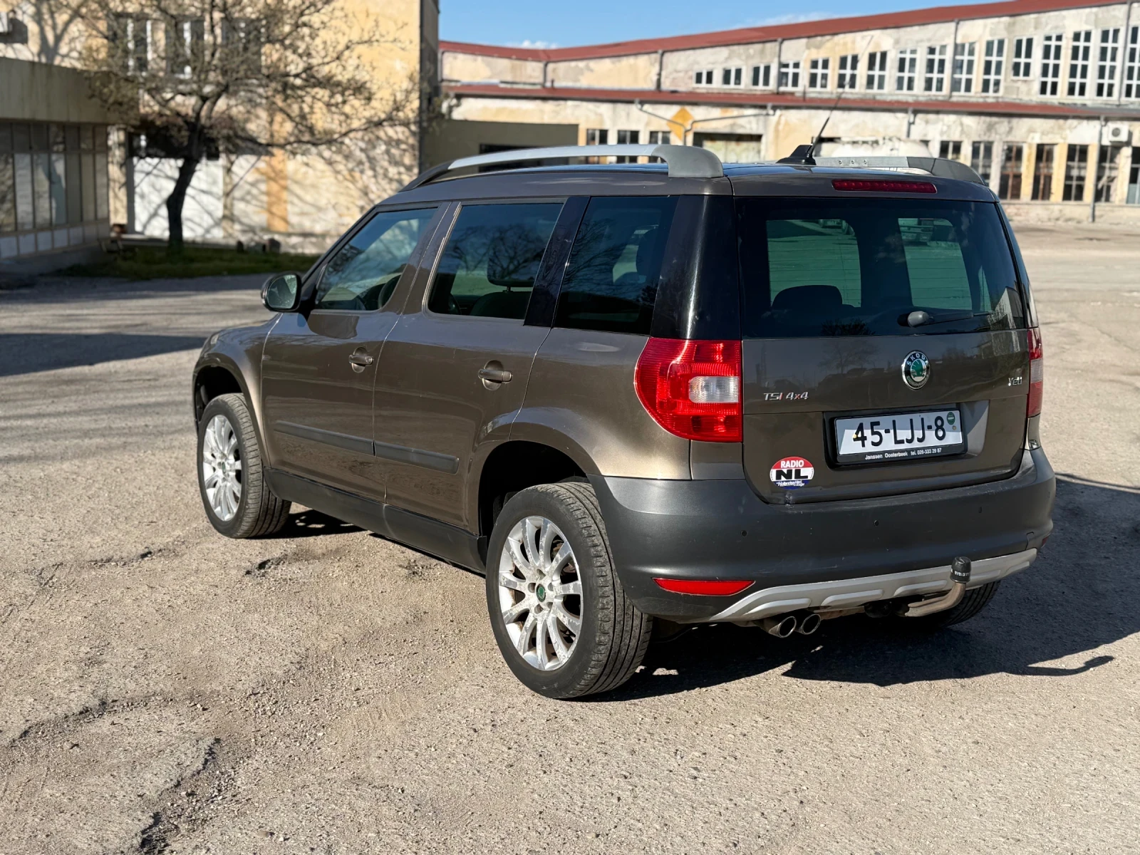 Skoda Yeti 4x4 1.8 , снимка 7 - Автомобили и джипове - 54139019
