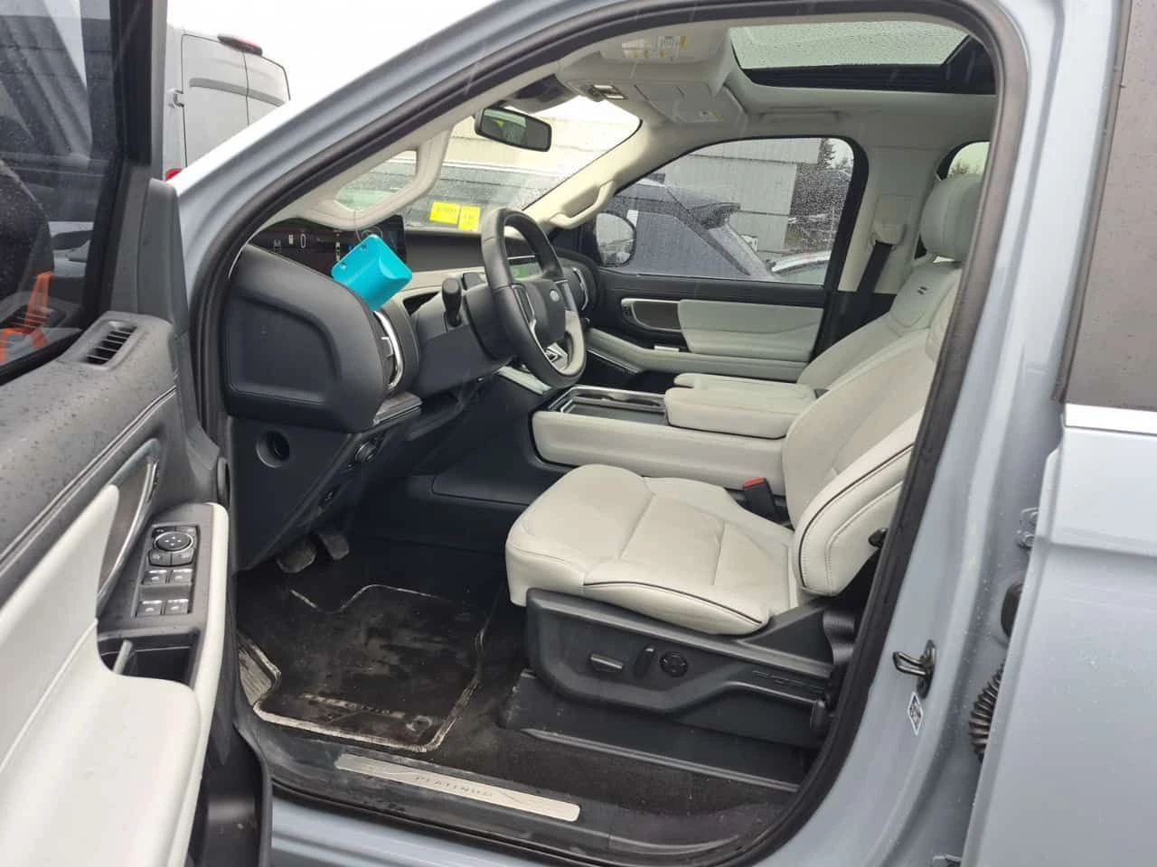 Ford Expedition * PLATINUM * CARFAX * Без инциденти * , снимка 8 - Автомобили и джипове - 54456552