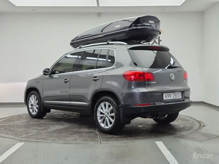 VW Tiguan, снимка 3 - Автомобили и джипове - 54555903