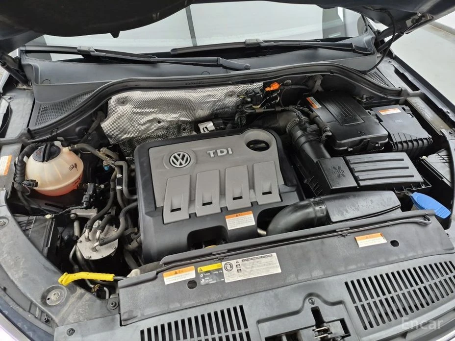VW Tiguan, снимка 6 - Автомобили и джипове - 54555903