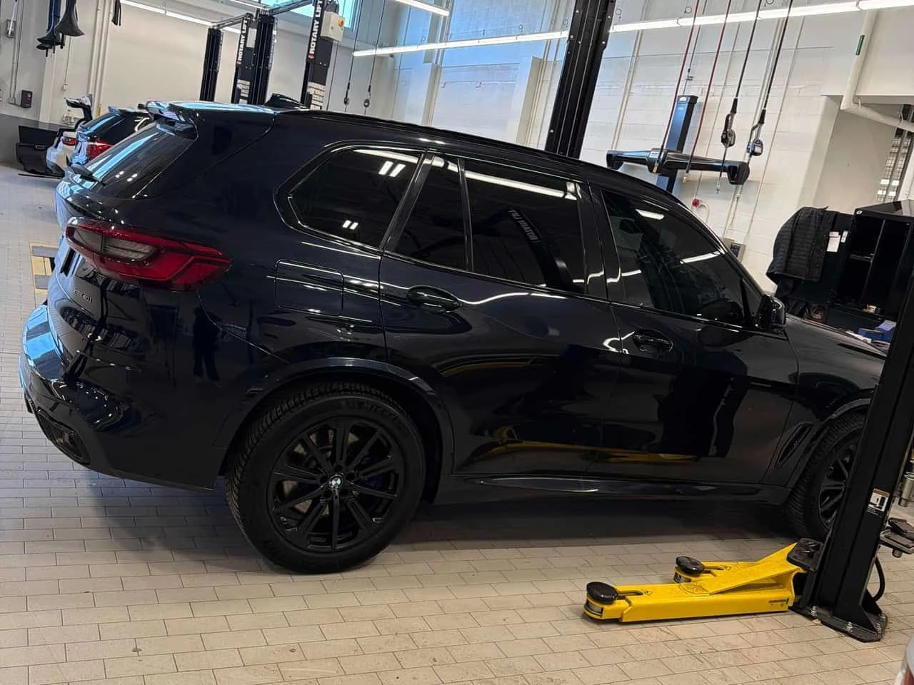 BMW X5 xDrive40i M SPORT/ДИСТРОНИК/LASER/360/ПАНОРАМА/H K, снимка 4 - Автомобили и джипове - 54571904