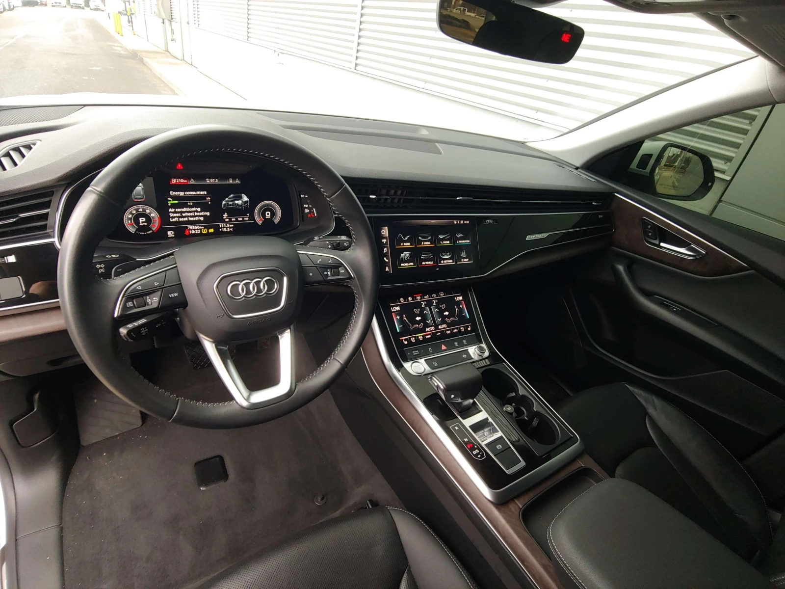 Audi Q8 Progressiv 3.0L | PANO | NAV | 79K KM ЦЕНА ДО БГ, снимка 11 - Автомобили и джипове - 54819899