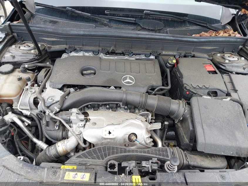 Mercedes-Benz GLB 2.0l 250 4Matic, снимка 10 - Автомобили и джипове - 54860215