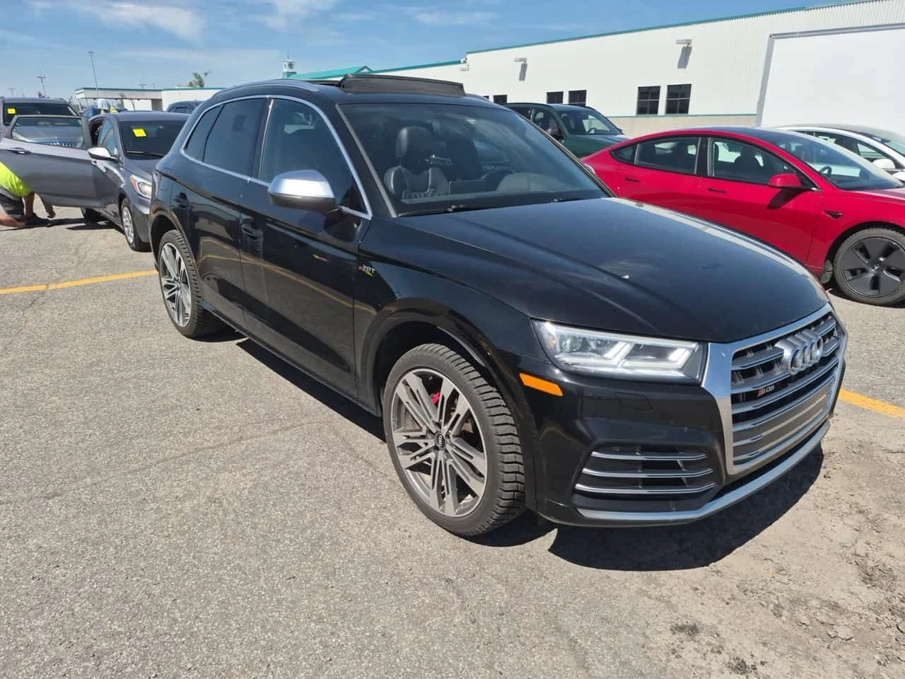 Audi SQ5 PROGRESSIV/ПОДГРЕВ/ПАНО/2 КЛЮЧА/CARFAX /, снимка 2 - Автомобили и джипове - 54904697