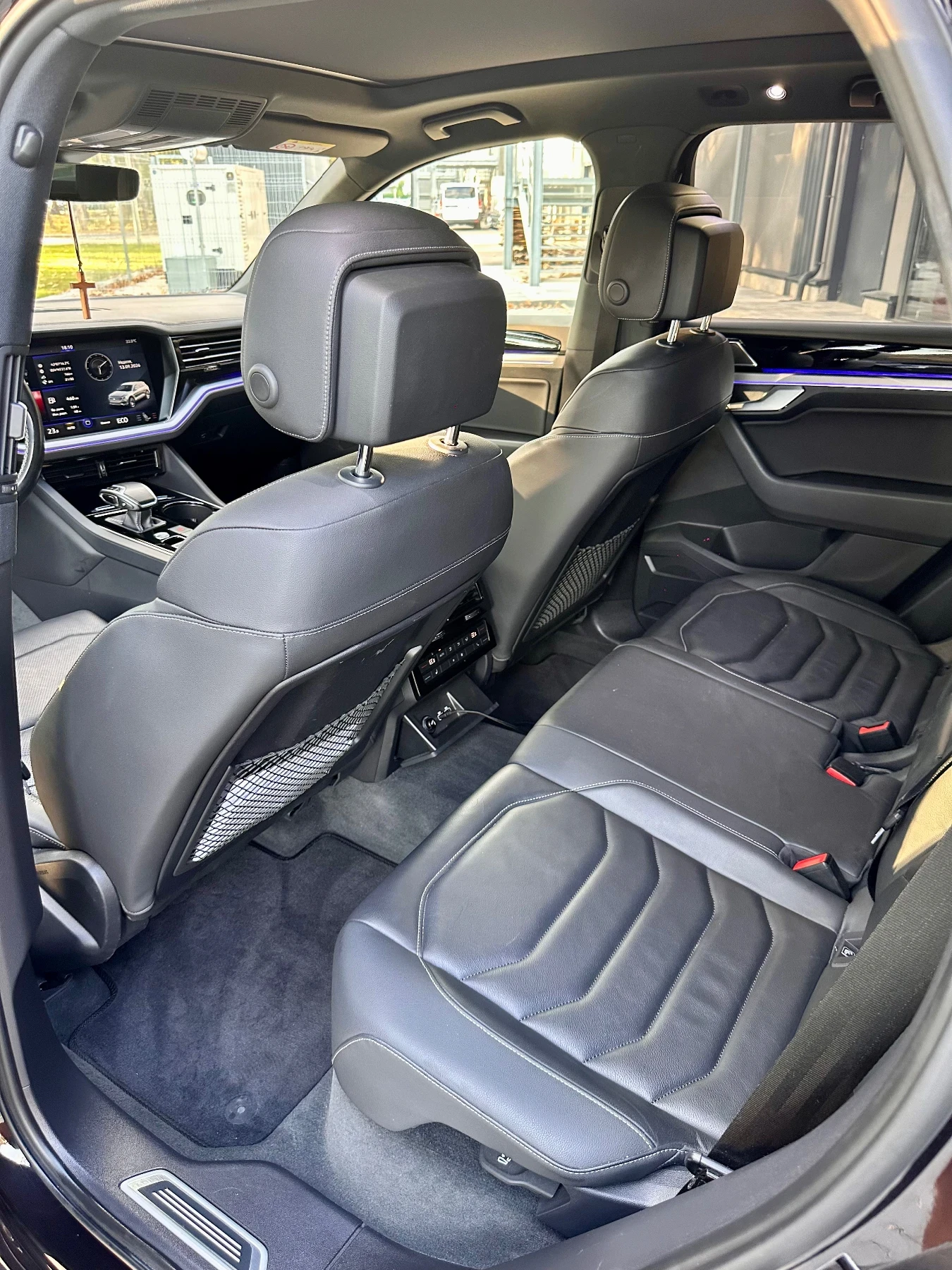 VW Touareg R-Line , Black-Black , Full Max | Mobile.bg � ����������� 8