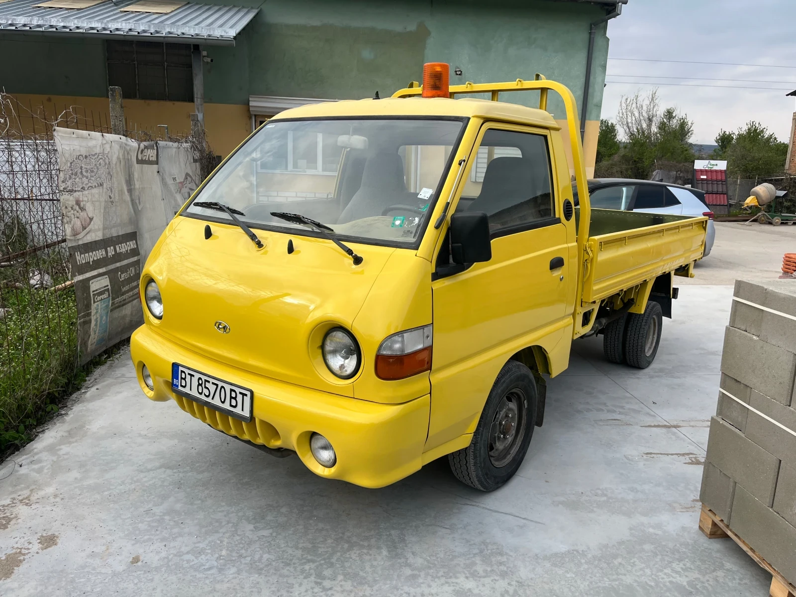 Hyundai H1 2500 - изображение 2