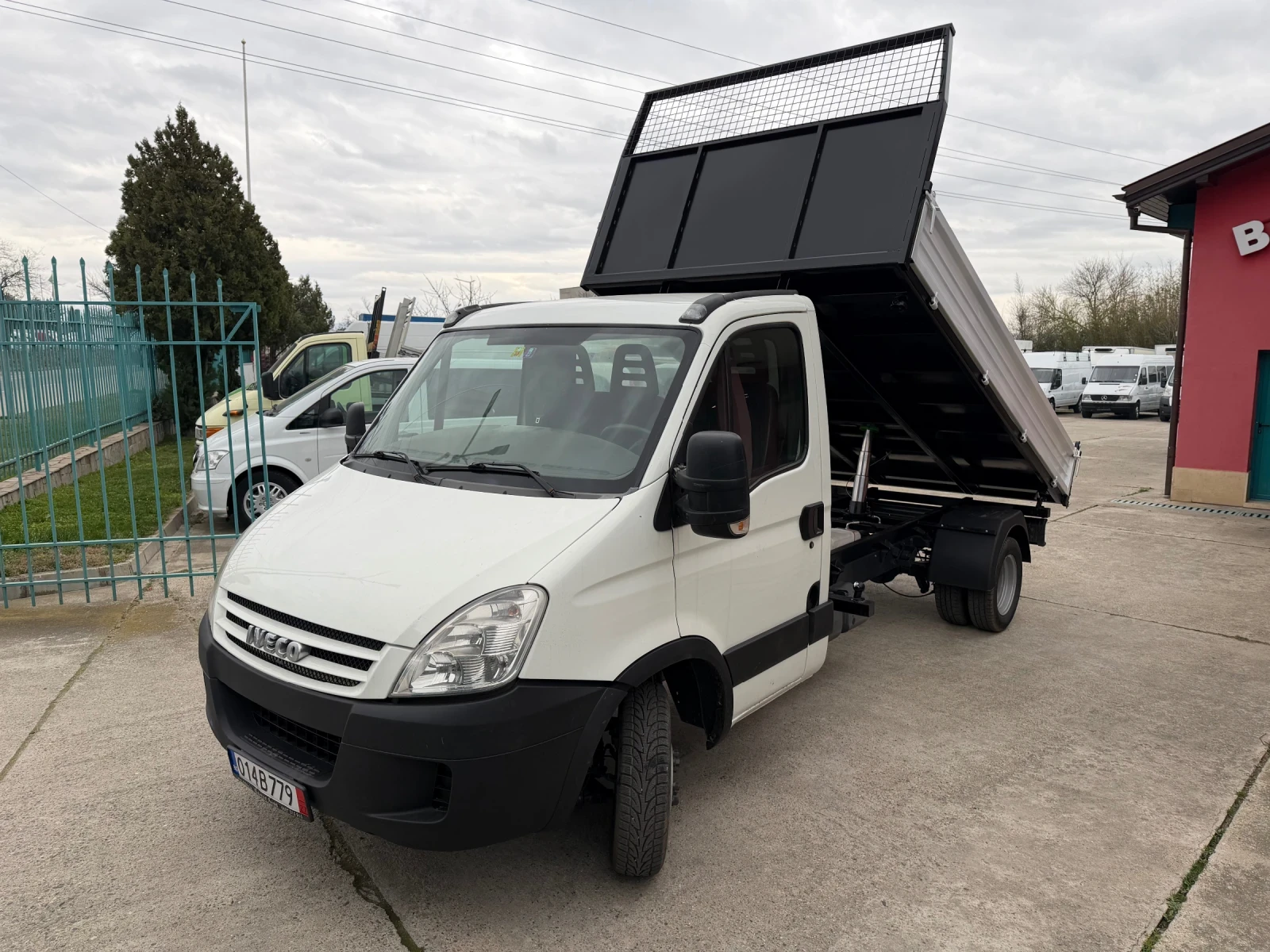 Iveco Daily 3.0HPI* 35C15* Тристранен самосвал* 3.80 метра кош - изображение 4