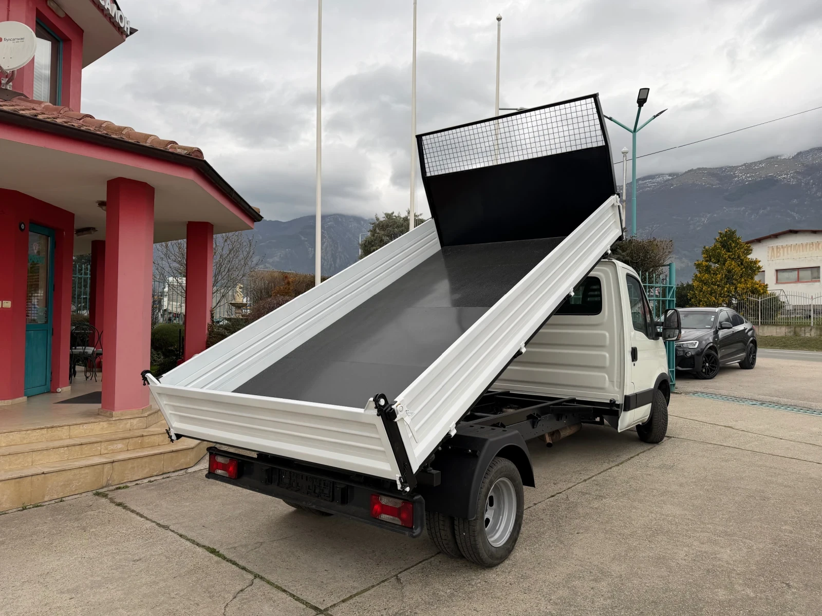 Iveco Daily 3.0HPI* 35C15* Тристранен самосвал* 3.80 метра кош - изображение 9