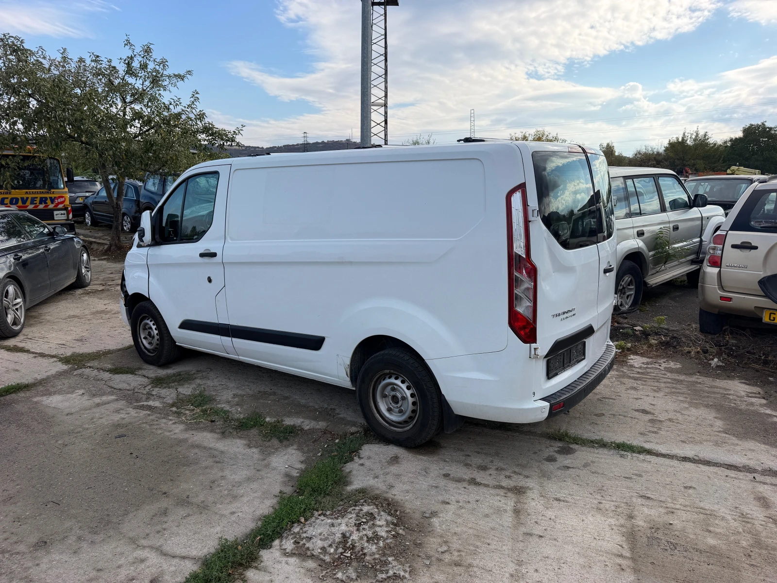 Ford Transit Custom 2.0д Швейцария, снимка 4 - Бусове и автобуси - 56536484
