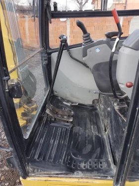 Багер Cat 302.7D, снимка 9