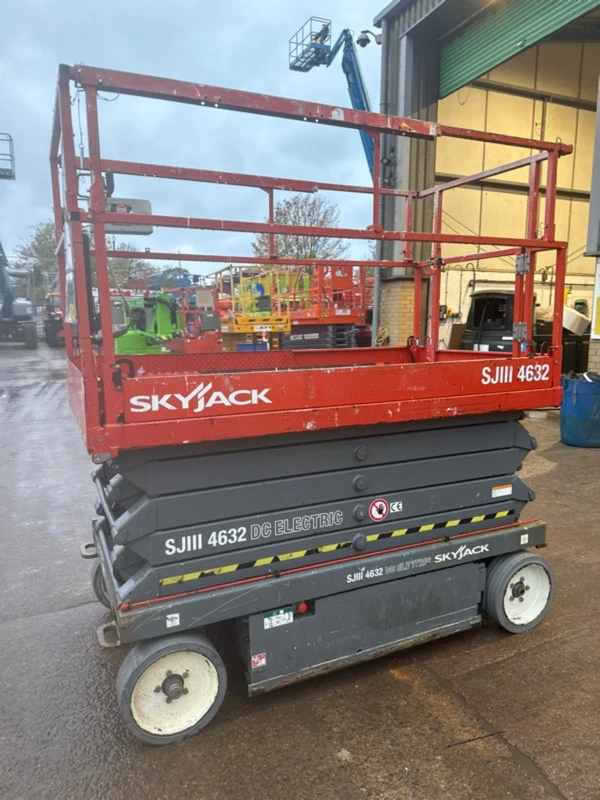 Автовишка Друга марка SJ4632, снимка 6 - Индустриална техника - 52392575