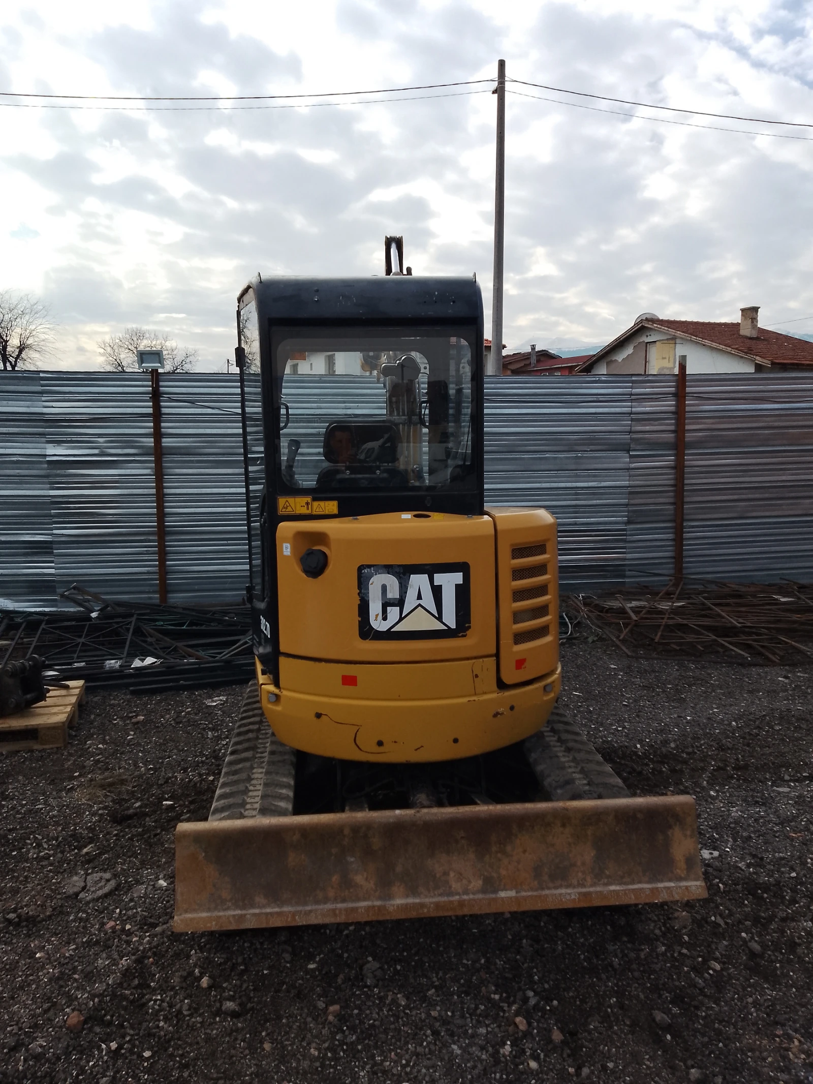 Багер Cat 302.7D - изображение 7