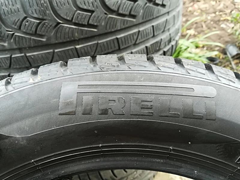 Гуми Зимни 215/55R16, снимка 4 - Гуми и джанти - 24204847