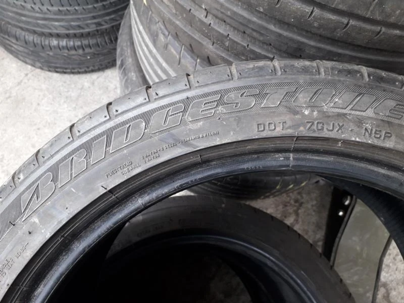 Гуми Летни 245/45R18, снимка 4 - Гуми и джанти - 25406362