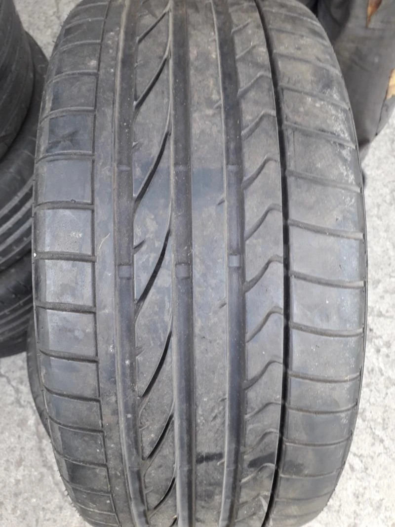 Гуми Летни 245/45R18, снимка 1 - Гуми и джанти - 25406362