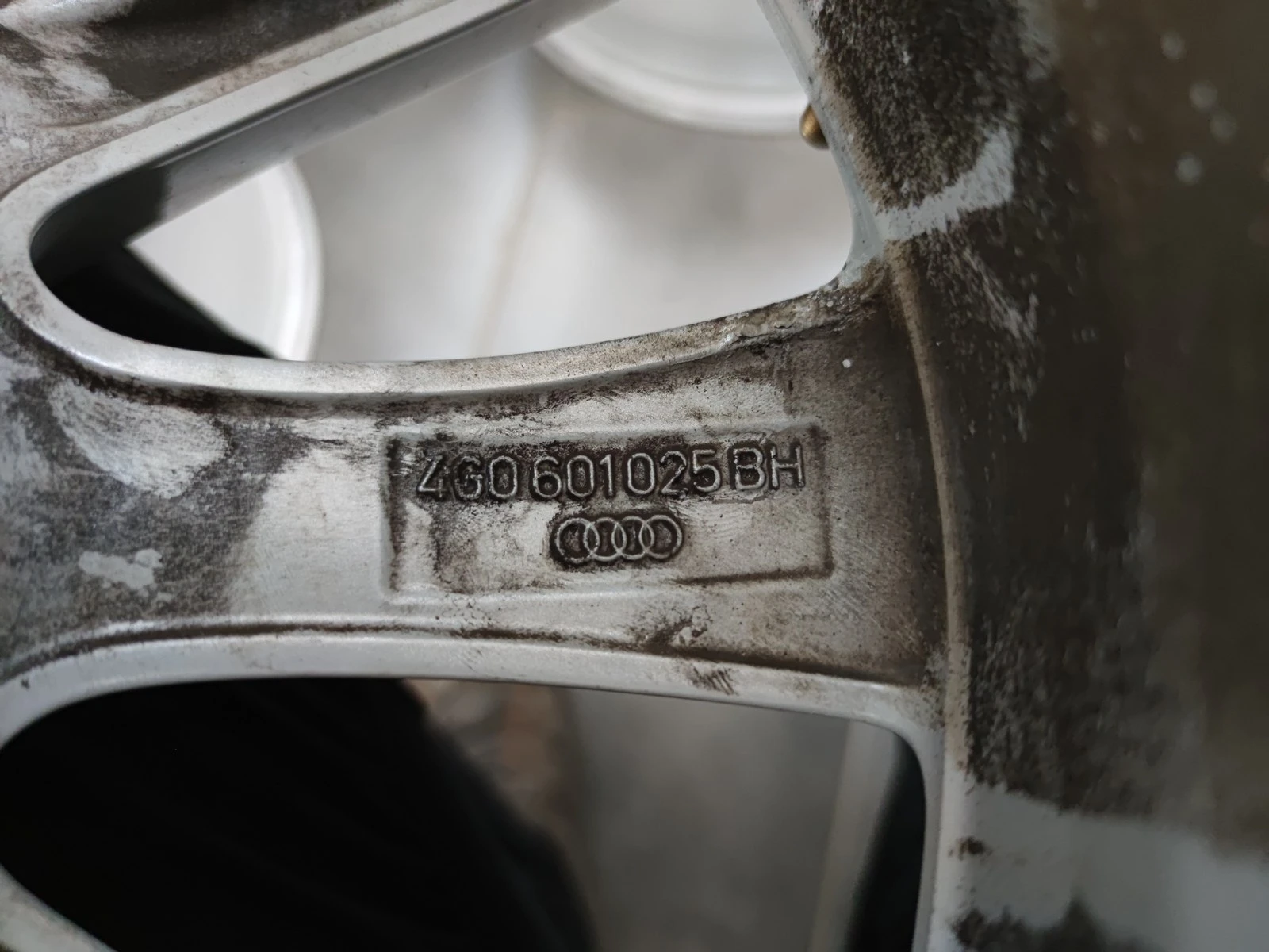 Джанти за Audi, снимка 9 - Гуми и джанти - 56723564