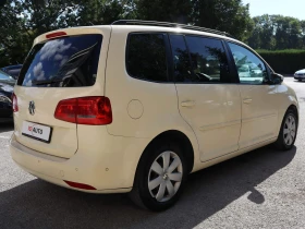 VW Touran 2.0TDI/DSG/Навигация/Кожа/Мулти Волан/Автопилот, снимка 3