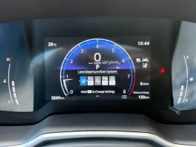 Toyota Corolla Cross XLE , снимка 12