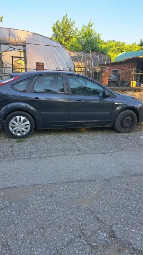 Ford Focus LX, снимка 3