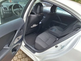 Toyota Avensis 1.8i - 147 kc, снимка 14