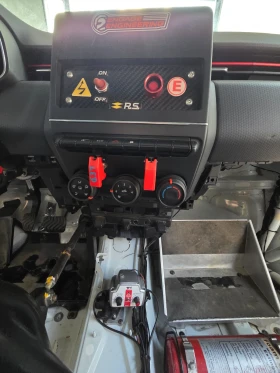 Renault Clio Rally 5 - 38000 € / 74321.54 лв. - 16924405 7