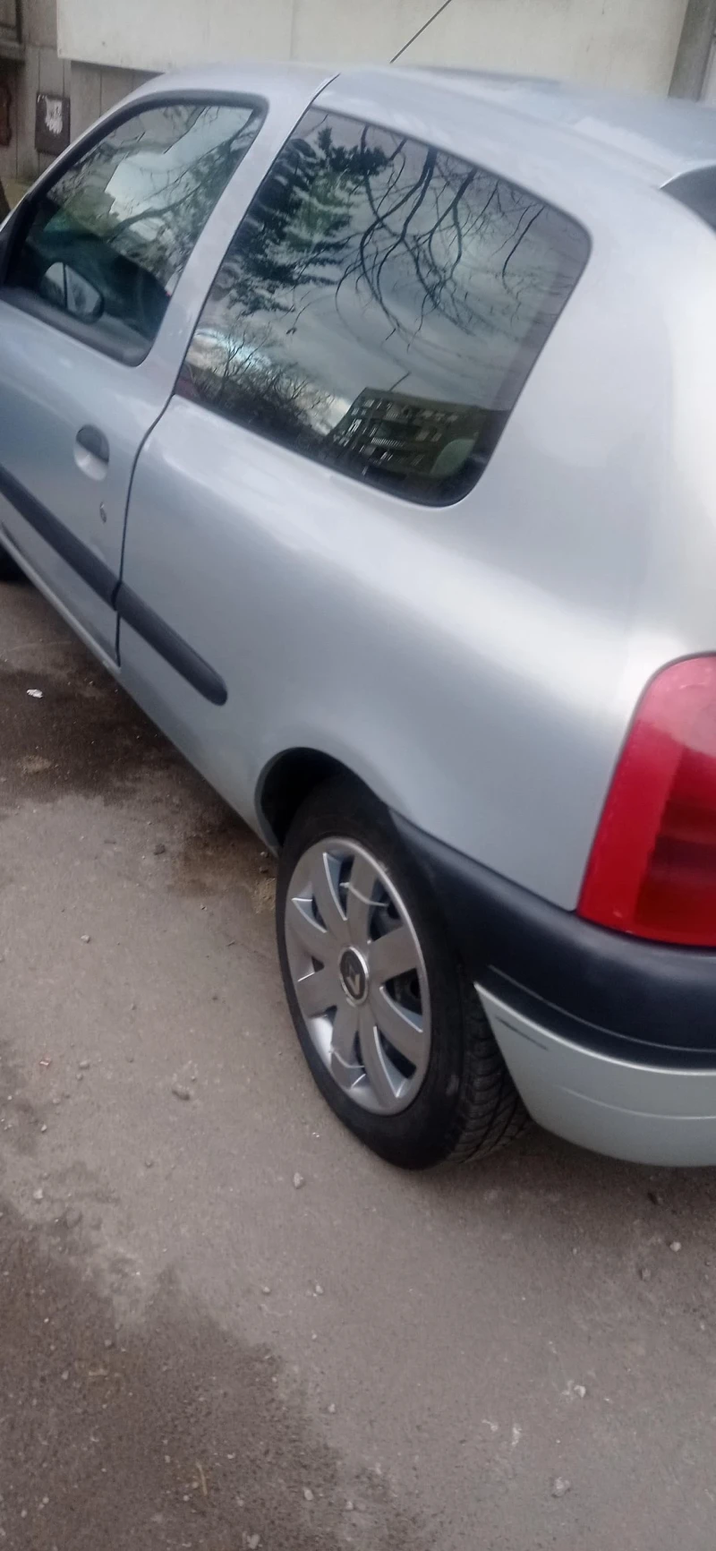 Renault Clio 12, снимка 5 - Автомобили и джипове - 48231610