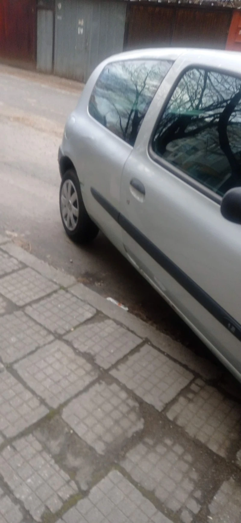 Renault Clio 12, снимка 7 - Автомобили и джипове - 48231610