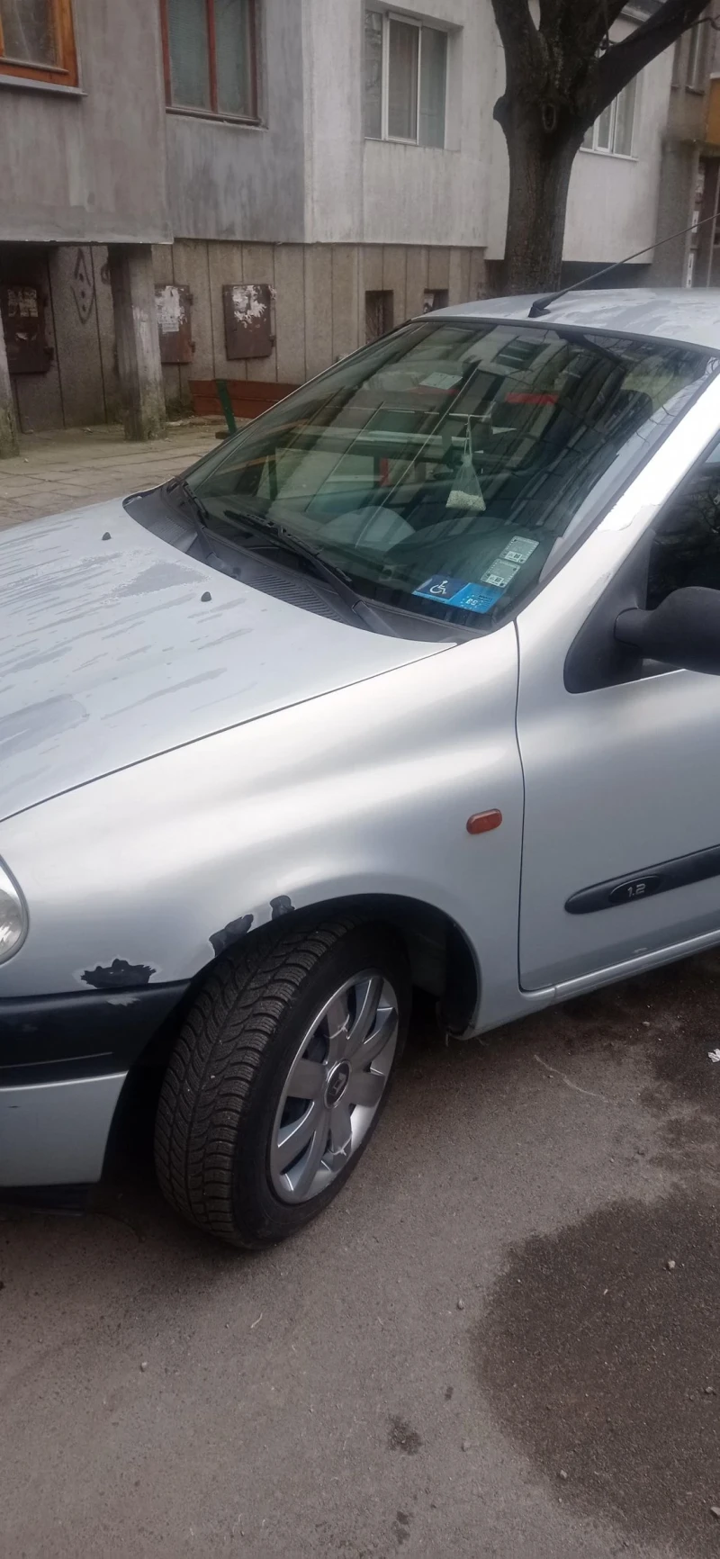 Renault Clio 12, снимка 4 - Автомобили и джипове - 48231610