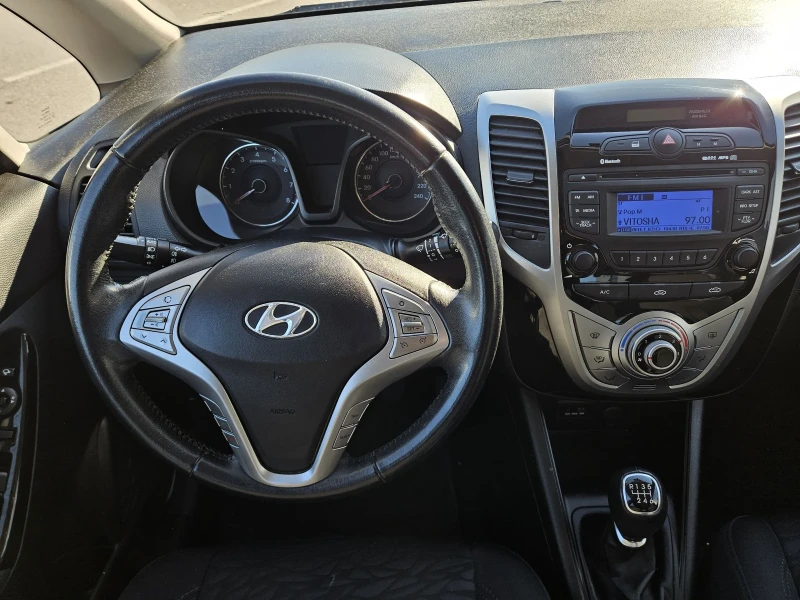 Hyundai Ix20 1.6i SWISS EDITION , снимка 11 - Автомобили и джипове - 48369751