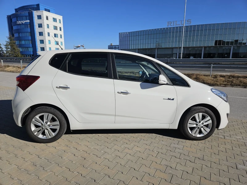 Hyundai Ix20 1.6i SWISS EDITION , снимка 7 - Автомобили и джипове - 48369751