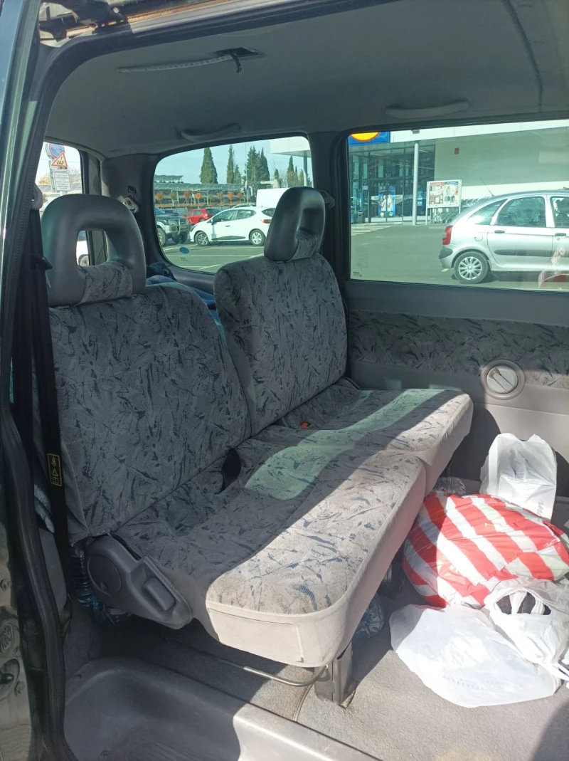 Nissan Serena, снимка 8 - Автомобили и джипове - 48490586