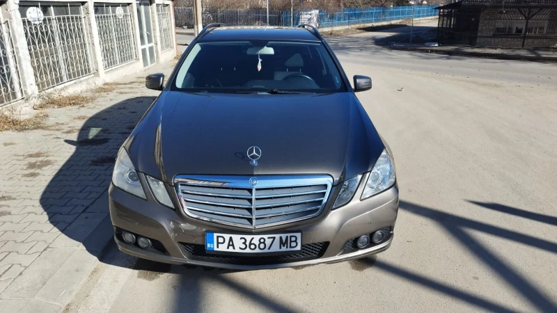 Mercedes-Benz E 200, снимка 1 - Автомобили и джипове - 48867467