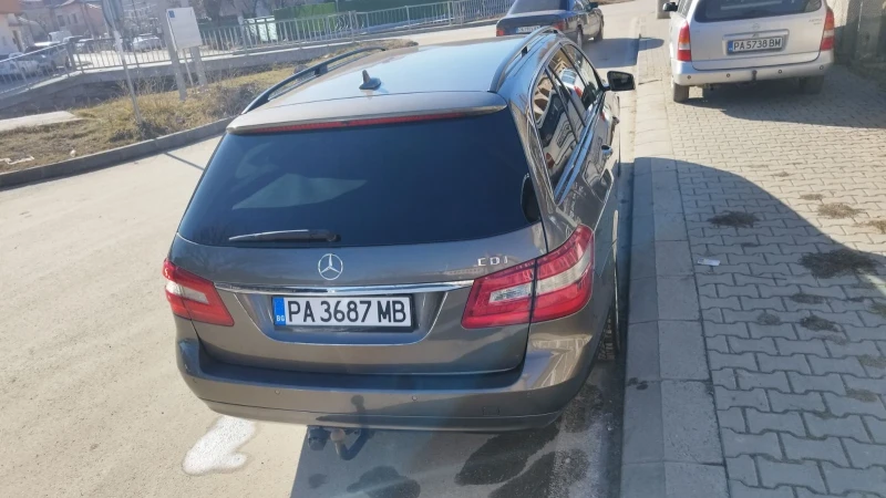 Mercedes-Benz E 200, снимка 2 - Автомобили и джипове - 48867467