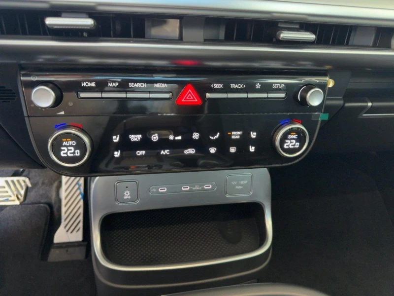 Hyundai Ioniq 9 AWD 110kWh BOSE PANORAMA 360 HEAD UP, снимка 13 - Автомобили и джипове - 51851123