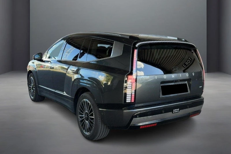 Hyundai Ioniq 9 AWD 110kWh BOSE PANORAMA 360 HEAD UP, снимка 4 - Автомобили и джипове - 51851123