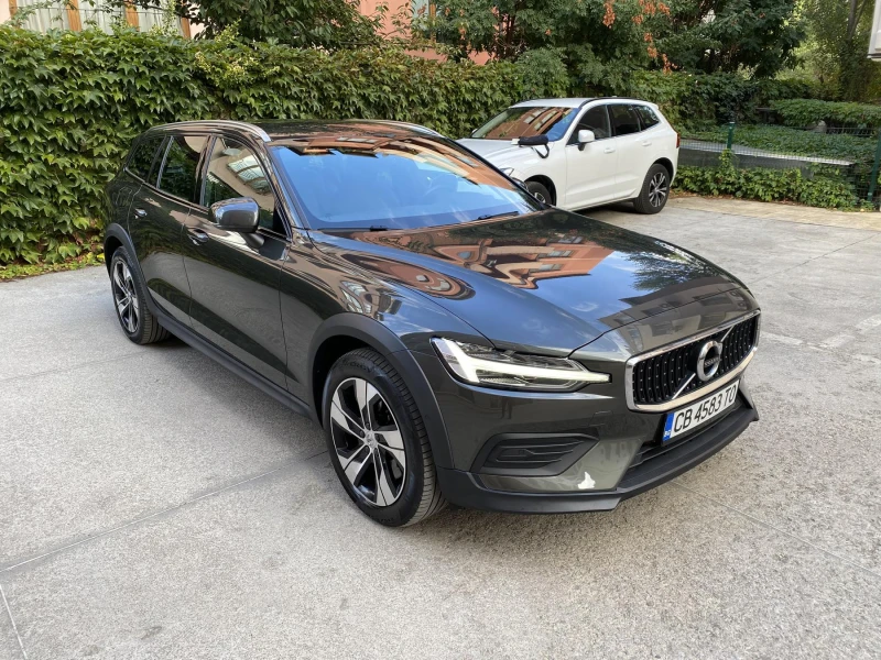 Volvo V60 Cross Country / B5 / AWD / Pro