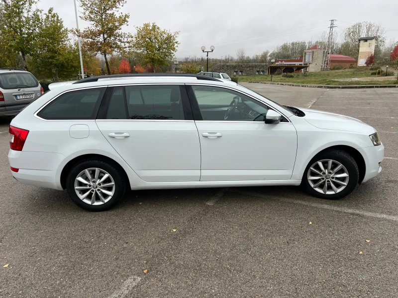 Skoda Octavia 1.6TDI-DSG, снимка 4 - Автомобили и джипове - 52380535