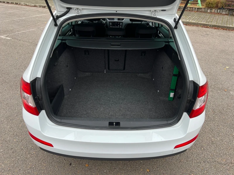 Skoda Octavia 1.6TDI-DSG, снимка 7 - Автомобили и джипове - 52380535