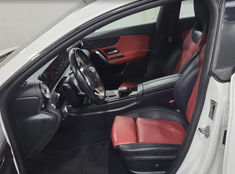 Mercedes-Benz CLA 250 AMG line * Автокредит* , снимка 2 - Автомобили и джипове - 52850630