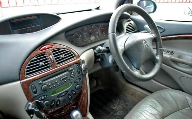 Citroen C5 exclusive -2 бр., снимка 8 - Автомобили и джипове - 45959634
